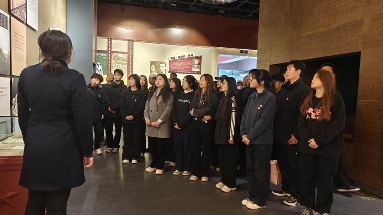 7c4040812e5fedb4341ad220809e5a2