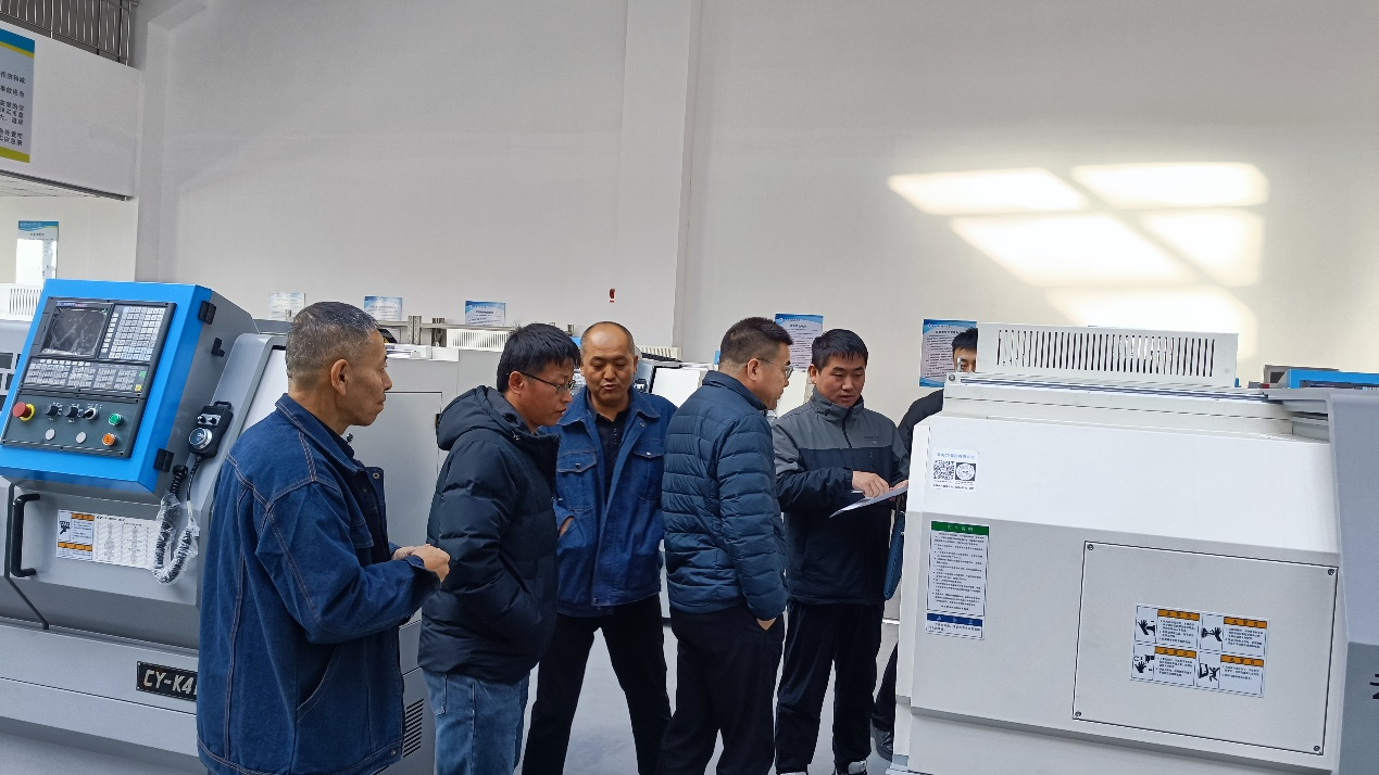 赋能实践教学 筑牢育人根基——beat365中文官方网站机电工程学院四大核心实验室顺利通过验收