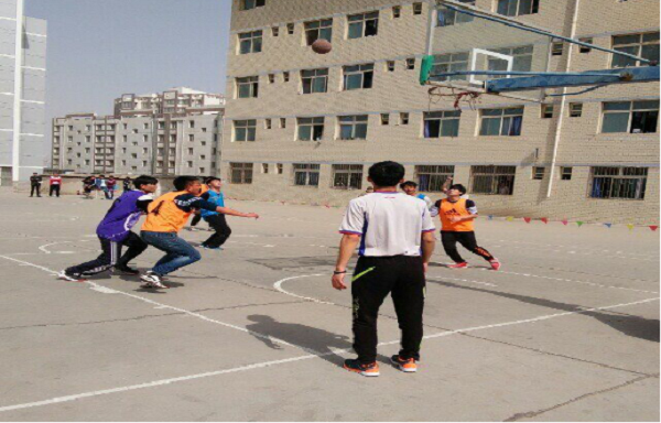 交通运输系顺利举办“交运杯”篮球赛