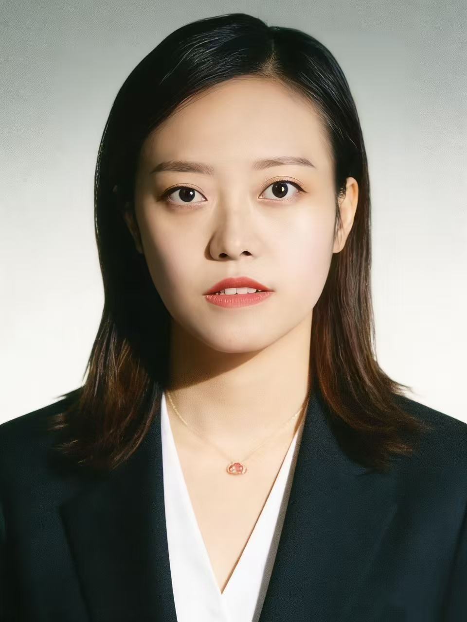 范红丽（教学秘书）